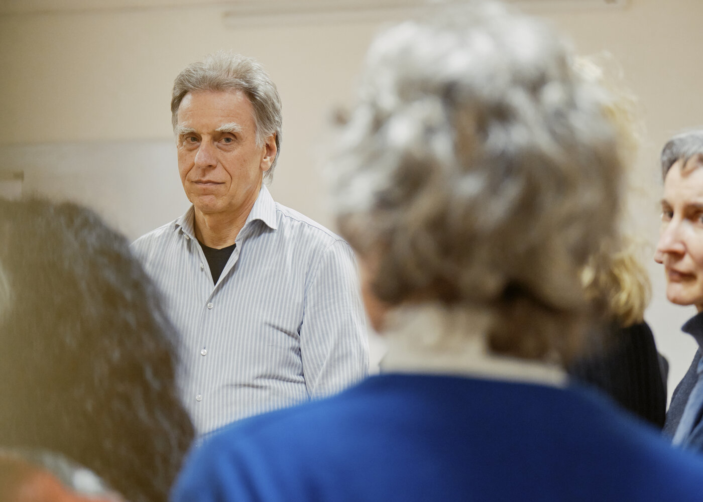 Hans-Günter Sellin leitet ein Seminar